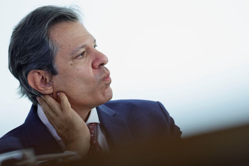 &copy; Reuters Para 61% do mercado, Haddad perdeu força desde o início do mandato, aponta Genial/Quaest