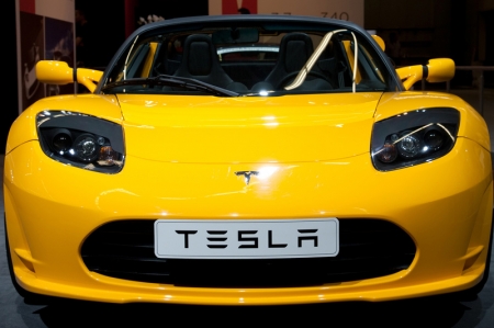 Piper Sandler remains Overweight on Tesla ahead of 4Q delivery report