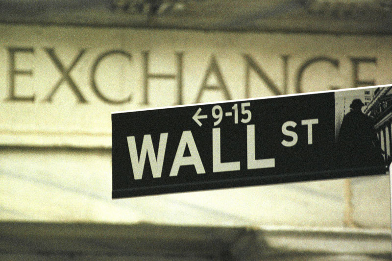 Рынок акций  США закрылся падением, Dow Jones снизился на 1,90%