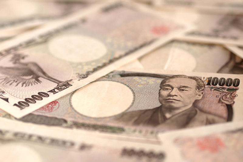 China's Yuan Slips, Japanese Yen at 24-Yr Low Ahead of  U.S. Nonfarm Payrolls