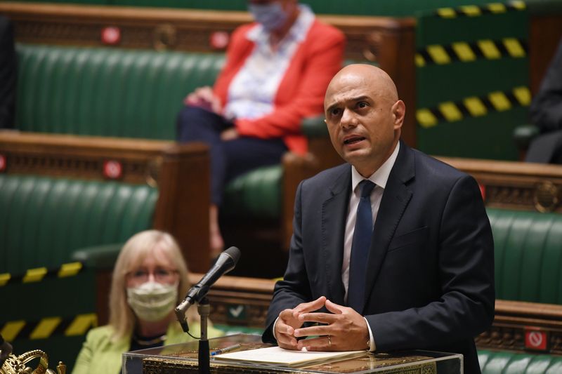 &copy; Reuters. L'Angleterre lèvera bien le 19 juillet la quasi-totalité des restrictions sanitaires mises en place pour lutter contre le coronavirus, a déclaré lundi le ministre britannique de la Santé, Sajid Javid. /Photo prise le 12 juillet 2021/REUTERS/UK Parlia