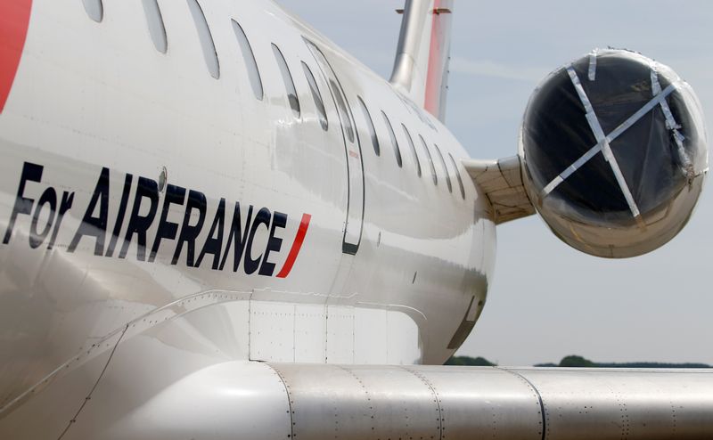 &copy; Reuters. Avião da KML no aeroporto Lille-Lesquin, em Lesquin (França)
7/5/2020 REUTERS/Pascal Rossignol