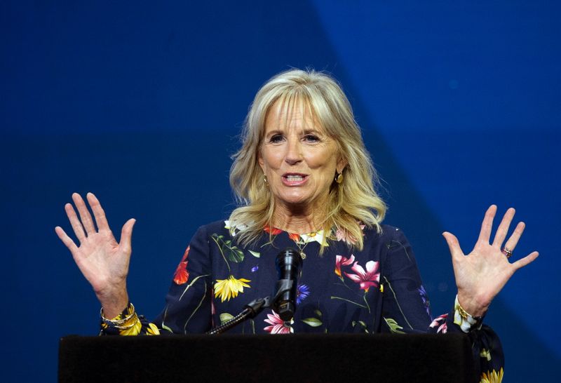 &copy; Reuters. Primeira-dama dos EUA, Jill Biden, discursa em Lake Buena Vista, na Flórida
08/07/2021 REUTERS/Joe Skipper