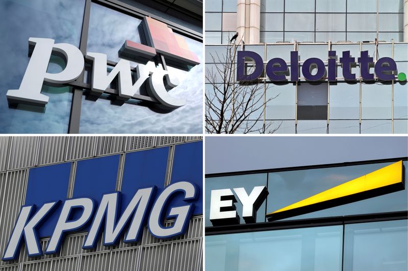 &copy; Reuters. FILE PHOTO: A combination of file pictures shows logos of Price Waterhouse Coopers, Deloitte, KPMG and Ernst & Young. REUTERS