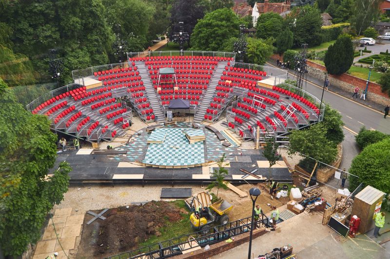 © Reuters. A view shows the construction site for Lydia and Manfred Gorvy Garden Theatre, as Britain's Royal Shakespeare Company prepares to launch their new garden theatre, in Stratford-upon-Avon, Britain June 30, 2021. Picture taken June 30, 2021. Courtesy Sam Allard/Fisher studios/RSC/Handout via REUTERS  THIS IMAGE HAS BEEN SUPPLIED BY A THIRD PARTY.NO RESALES. NO ARCHIVES. MANDATORY CREDIT.