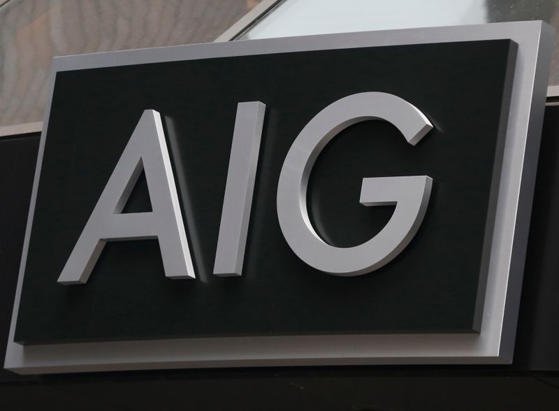 &copy; Reuters. FILE PHOTO: A new sign is displayed over the entrance to the AIG headquarters offices in New York's financial district, January 9, 2013. REUTERS/Brendan McDermid