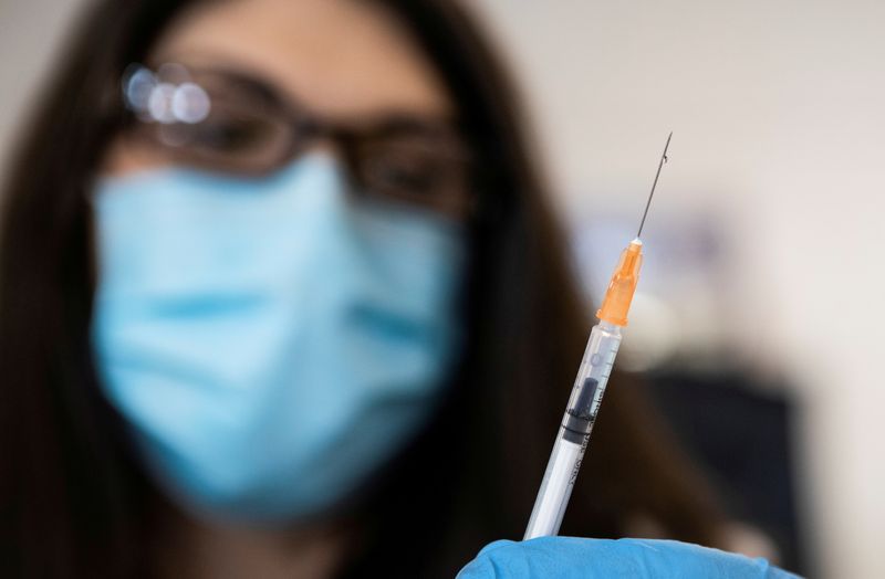 &copy; Reuters. Vacinação contra Covid-19 em Richmond, EUA
 4/3/2021 REUTERS/Julia Rendleman