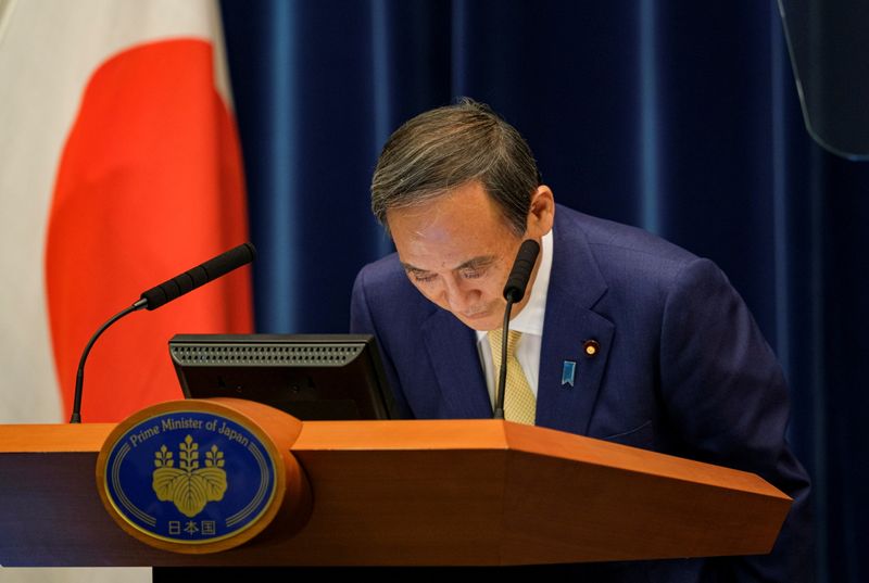 &copy; Reuters. Premiê do Japão, Yoshihide Suga, durante entrevista coletiva em Tóquio
08/07/2021 Nicolas Datiche/Pool via REUTERS