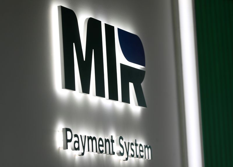 &copy; Reuters. The logo of MIR payment system is on display at the St. Petersburg International Economic Forum (SPIEF) in Saint Petersburg, Russia, June 2, 2021. REUTERS/Evgenia Novozhenina/Files