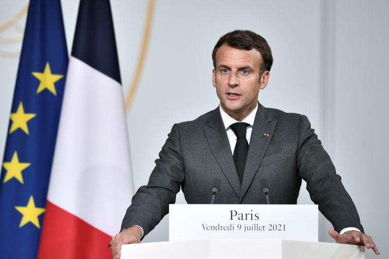 &copy; Reuters. الرئيس الفرنسي إيمانويل ماكرون يتحدث خلال مؤتمر صحفي في باريس يوم 9 يوليو تموز 2021. صورة من ممثل لوكالات الأنباء.