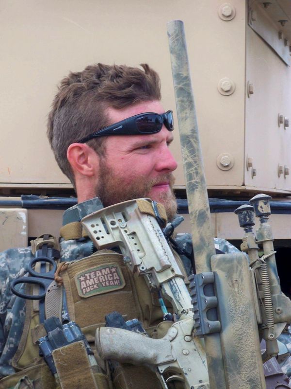 &copy; Reuters. جيسون ليلي أحد جنود قوات العمليات الخاصة الأمريكية في إقليم فراه في غرب أفغانستان بصورة أرشيفية لرويترز. صورة حصلت عليها رويترز من جيسون لي