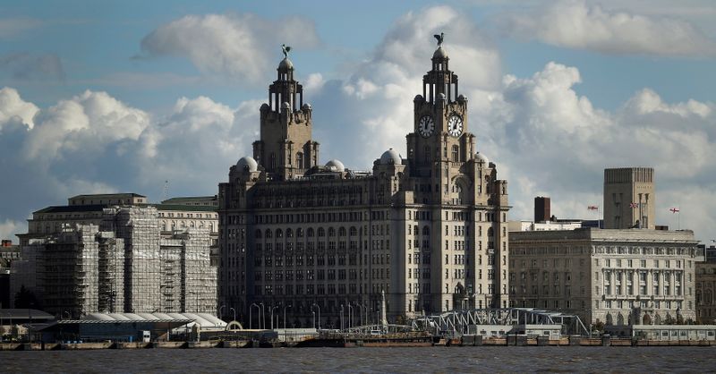 &copy; Reuters. L'Organisation des Nations unies pour l'éducation, la science et la culture (Unesco) a retiré mercredi Liverpool de sa prestigieuse liste du patrimoine mondial, de nouvelles constructions ayant entraîné selon elle une "perte irréversible des attribut