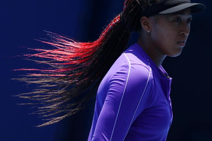 &copy; Reuters. La tenista japonesa Naomi Osaka entrena para los JJOO de Tokio en el Ariake Tennis Park, Tokio, Japón. 20 julio 2021. REUTERS/Edgar Su