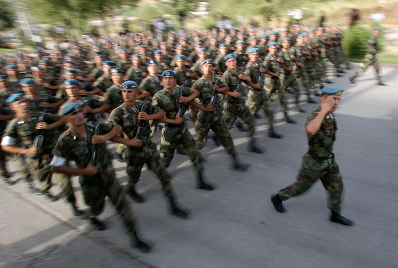 &copy; Reuters. Tajik soldiers rehearse for an independence day display in the capital Dushanbe August 10, 2011. Tajikistan celebrates independence day on September 9.  REUTERS/Nozim Kalandarov  (TAJIKISTAN - Tags: MILITARY ANNIVERSARY)