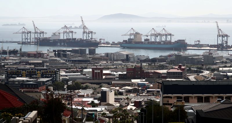 &copy; Reuters. Porto de Cape Town, África do Sul. 
17/04/2020 
REUTERS/Mike Hutchings