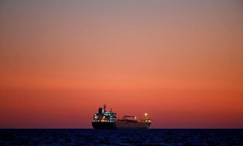 &copy; Reuters. An oil tanker is seen at sunset anchored off the Fos-Lavera oil hub near Marseille, France, October 5, 2017. REUTERS/Jean-Paul Pelissier