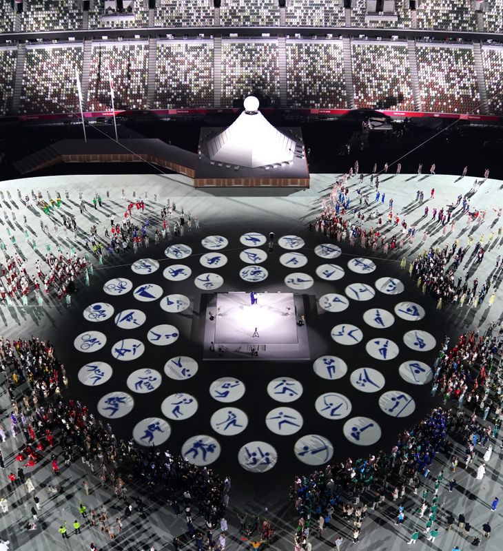 &copy; Reuters. Jul 23, 2021. 
Foto del viernes de la ceremonia de apertura de los Juegos Olímpicos de Tokio
 REUTERS/Athit Perawongmetha