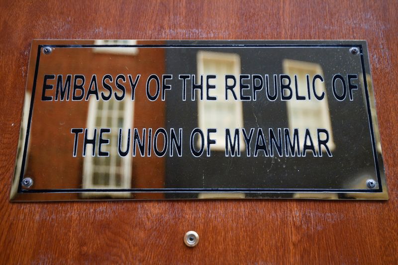 &copy; Reuters. FILE PHOTO: A placard of the Myanmar Embassy is seen on its' door in London, Britain, April 8, 2021. REUTERS/Toby Melville