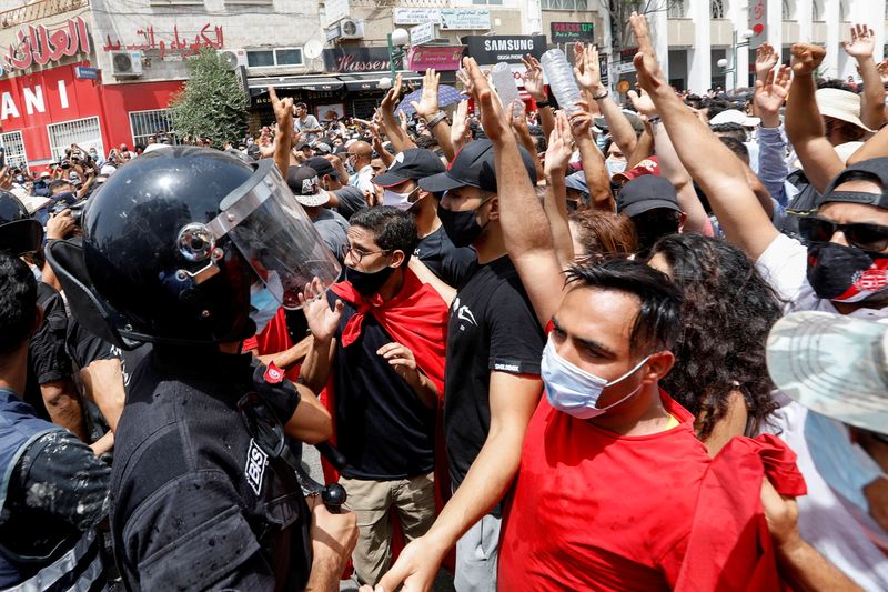&copy; Reuters. Protesto contra o governo em Túnis
25/07/2021
REUTERS/Zoubeir Souissi