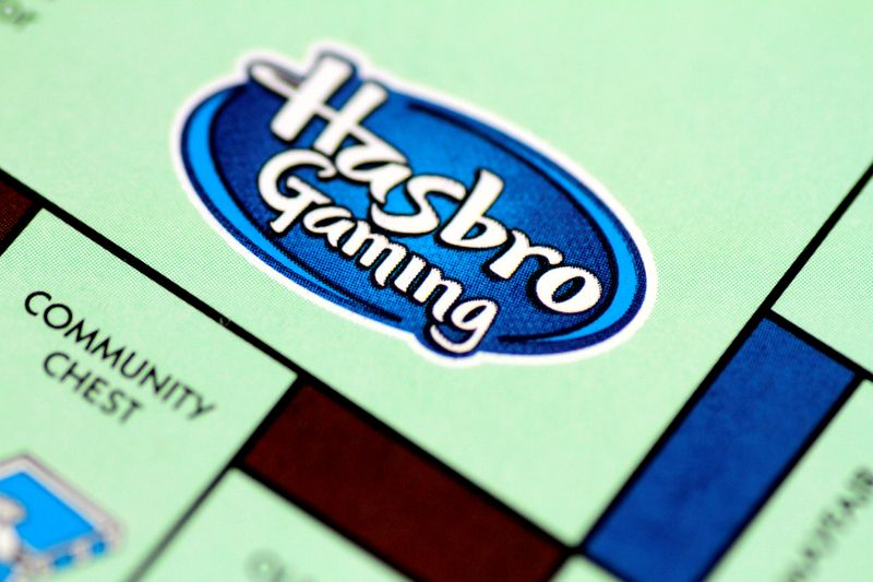 &copy; Reuters. FILE PHOTO: A Monopoly board game by Hasbro Gaming is seen in this illustration photo August 13, 2017. REUTERS/Thomas White/Illustration
