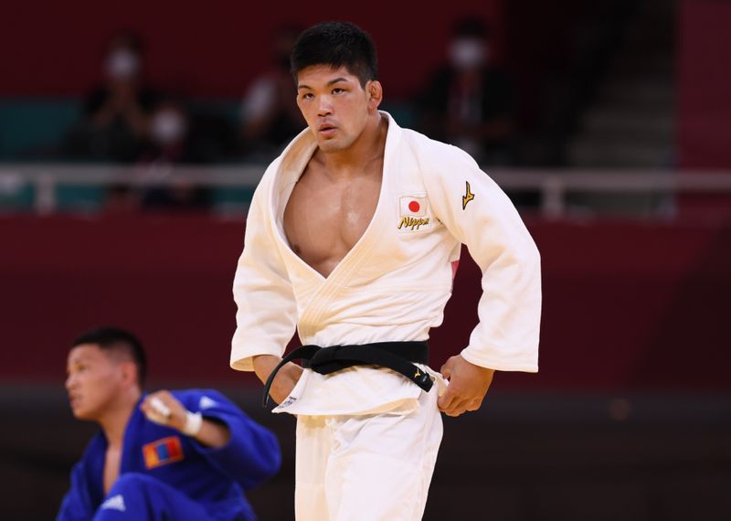 &copy; Reuters. Jul 26, 2021. 
Foto del lunes del judoca japonés Shohei Ono tras ganar su combate de semifinales en la categoría de hasta 73 kilos. 
REUTERS/Annegret Hilse