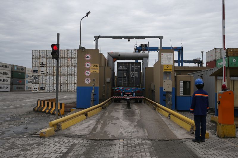 &copy; Reuters. Porto de Santos 
REUTERS/Amanda Perobelli