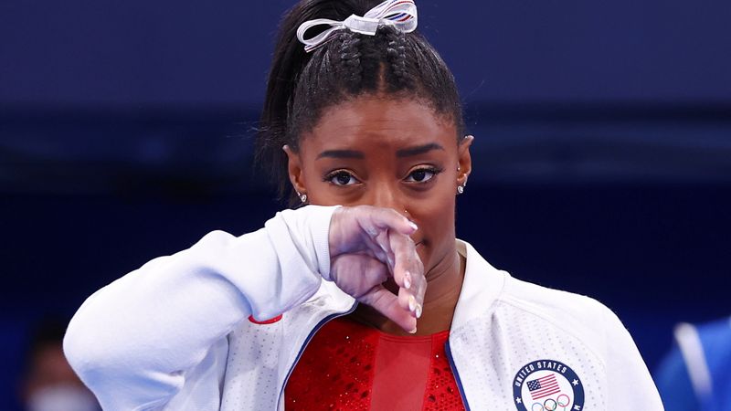 &copy; Reuters. لاعبة الجمباز الأمريكية سيمون بايلز خلال مشاركتها في أولمبياد طوكيو 2020 يوم الثلاثاء. تصوير: مايك بليك - رويترز

