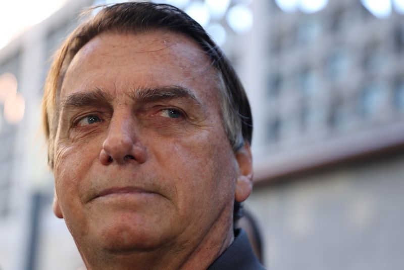 &copy; Reuters. Presidente Jair Bolsonaro ao deixar hospital em São Paulo
18/07/2021 REUTERS/Amanda Perobelli