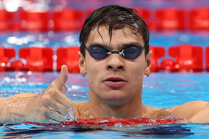 &copy; Reuters. السباح الروسي يفجيني ريلوف خلال مشاركته في أولمبياد طوكيو يوم 27 يوليو تموز 2021. تصوير: ماركو ديوريكا - رويترز.