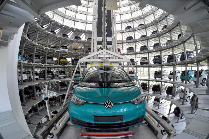 &copy; Reuters. FILE PHOTO: View to the depot tower of German carmaker Volkswagen's electric ID. 3 car in Dresden, Germany, June 8, 2021. Picture taken with a fish eye lens. REUTERS/Matthias Rietschel