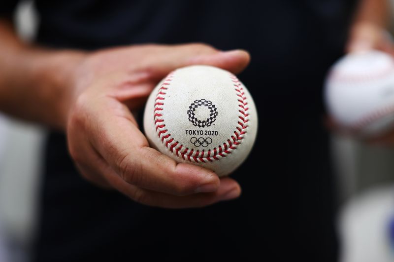 &copy; Reuters. 　東京五輪・野球競技の公式球が非常に高い評価を受けている。そのボールとは、日本のスポーツ用品卸売りのＳＳＫがスリランカで製造し、米大リーグで使われている滑り止め用の泥をす