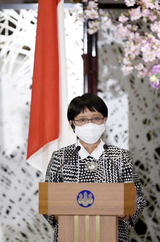 &copy; Reuters. وزيرة الخارجية الإندونيسية ريتنو مرسودي في طوكيو يوم 30 مارس آذار 2021. صورة لرويترز من ممثل عن وكالات أنباء.
