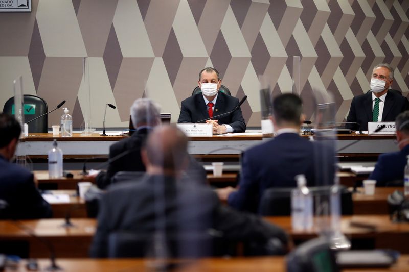 &copy; Reuters. Senadores prticipam de reunião da CPI da Covid em junho
10/06/2021
REUTERS/Adriano Machado