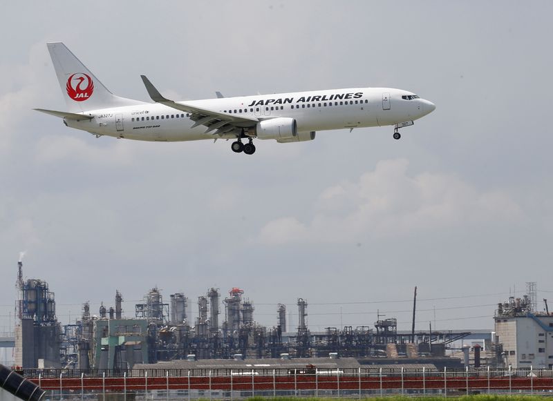 Japan Airlines narrows Q1 operating loss to $757 million as costs fall