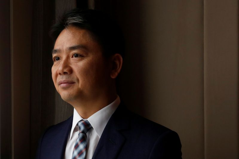 &copy; Reuters. FILE PHOTO: JD.com founder Richard Liu poses during a Reuters interview in Hong Kong, China June 9, 2017.      REUTERS/Bobby Yip