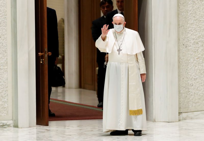 &copy; Reuters. البابا فرانسيس بابا الفاتيكان في الفاتيكان يوم الأربعاء. تصوير: ريمو كاسيلي - رويترز