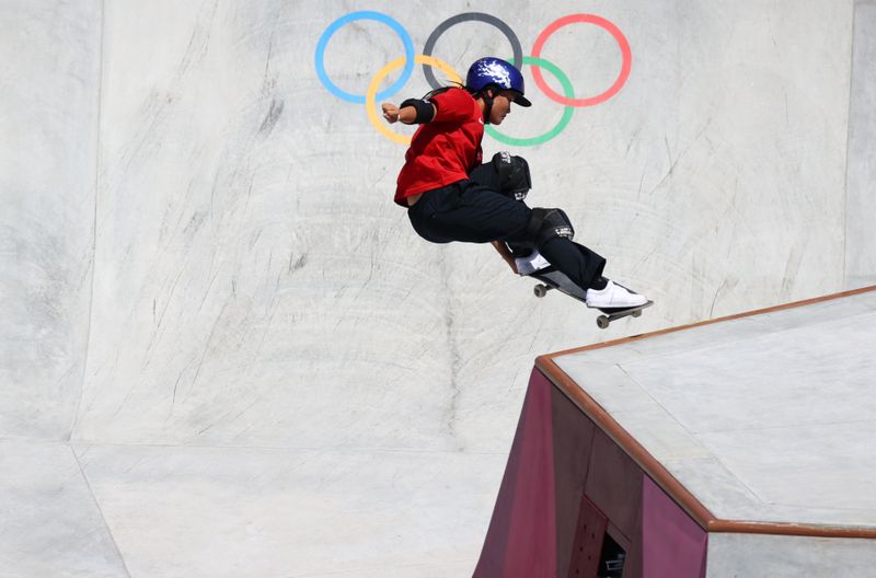 &copy; Reuters. Japonesa Sakura Yosozumi na competição de skate park na Olimpíada de Tóquio
04/08/2021 REUTERS/Lisi Niesner