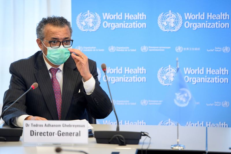 &copy; Reuters. FOTO DE ARCHIVO: El director general de la Organización Mundial de la Salud (OMS), Tedros Adhanom Ghebreyesus, durante una reunión bilateral con el ministro del Interior y de Sanidad sueco celebrado en la sede de la OMS en Ginebra, Suiza, el 24 de mayo 