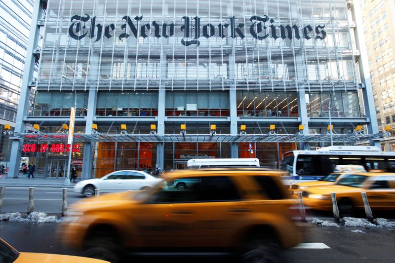 &copy; Reuters. 米紙ニューヨーク・タイムズが４日に発表した第２・四半期のデジタル購読者数は１４万２０００人増と、２０１８年第２・四半期以来、３年ぶりの弱い伸びとなった。写真は２０１０年３