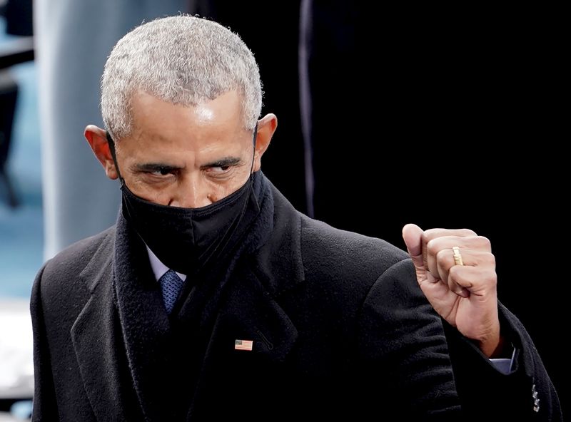 © Reuters. الرئيس الأمريكي الأسبق باراك أوباما في واشنطن يوم 20 يناير كانون الثاني 2021. صورة لرويترز من ممثل لوكالات الأنباء.