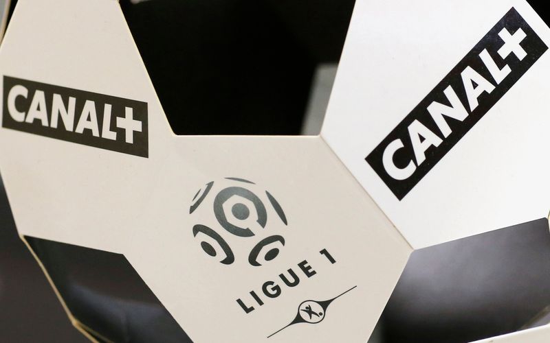 &copy; Reuters. Le tribunal de commerce de Nanterre a ordonné jeudi à Canal+, filiale de Vivendi, d'honorer son contrat de sous-licence avec beIN Sports en payant et diffusant les matches du "lot 3" de la Ligue 1 de football, sous peine d'une pénalité journalière d'