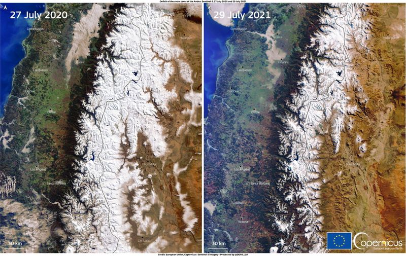 &copy; Reuters. Una combinación de imágenes, tomadas por uno de los satélites Copernicus Sentinel-3, muestra el déficit de nieve que afecta la Cordillera de los Andes, en América del Sur. Fotos tomadas el 27 de julio de 2020 y el 29 de julio de 2021. Imágenes de Co