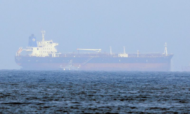 © Reuters. ميرسر ستريت قبالة ميناء الفجيرة في الثالث من أغسطس آب 2021. تصوير: رولا روهانا - رويترز