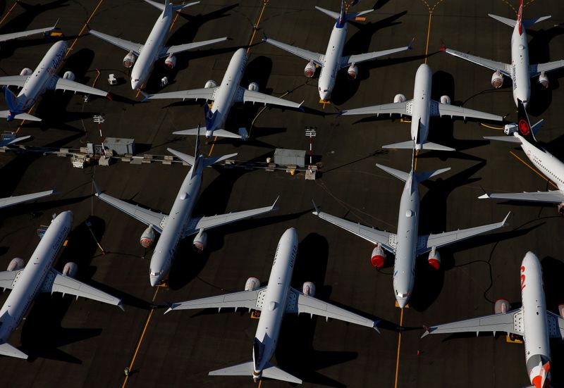 &copy; Reuters. 　米連邦航空局（ＦＡＡ）は８月５日、米航空機大手ボーイングの小型旅客機「７３７ＮＧ」と「７３７ＭＡＸ」に消火能力を低下させうる問題が見つかったとして、ボーイングに改修を指