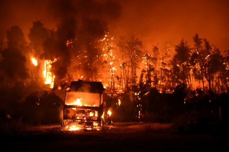 Blaze ravages Evia island on sixth day of Greek wildfires