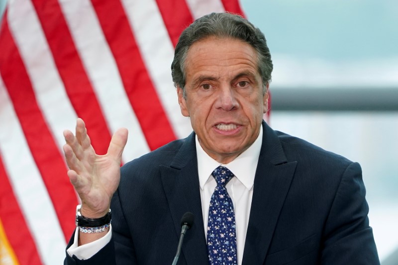 © Reuters. FILE PHOTO: New York Governor Andrew Cuomo gives a press conference in the Manhattan borough of New York City, New York, U.S., June 2, 2021.  REUTERS/Carlo Allegri/File Photo