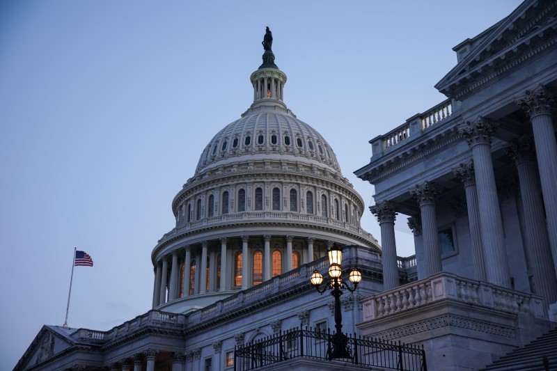 &copy; Reuters. FOTO DE ARCHIVO: La cúpula del Capitolio de los Estados Unidos en Washington D. C.