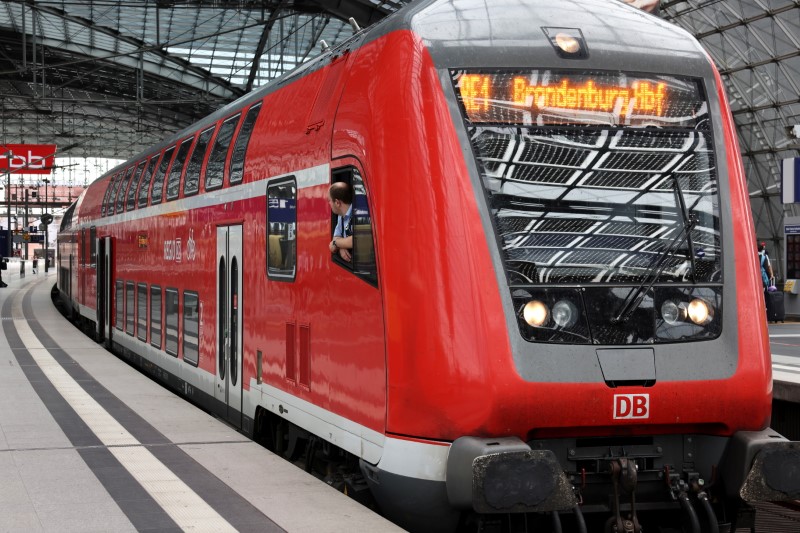 &copy; Reuters. Le syndicat des conducteurs de trains allemands GDL a annoncé mardi que ses membres seraient en grève dès ce mardi et jusqu'au 13 août après l'échec des négociations salariales avec la compagnie ferroviaire Deutsche Bahn. /Photo prise le 10 août 2