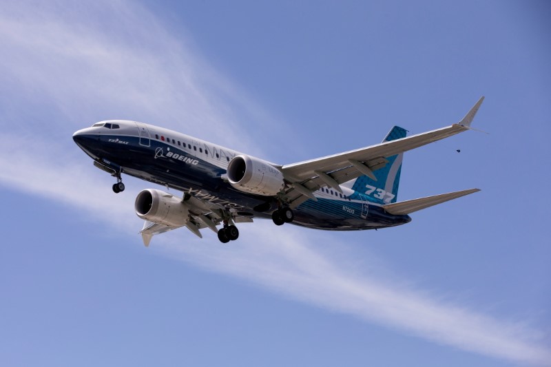 &copy; Reuters. Un 737 MAX de Boeing a décollé mercredi pour un vol d'essai au départ de la Chine, le constructeur américain cherchant à mettre fin à une interdiction de vol de près de deux ans et demi à la suite de deux catastrophes aériennes, rapporte le site 