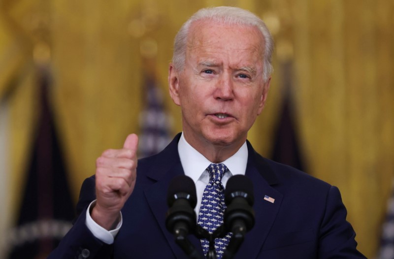 Biden busca fortalecer democracia mundial com cúpula em dezembro